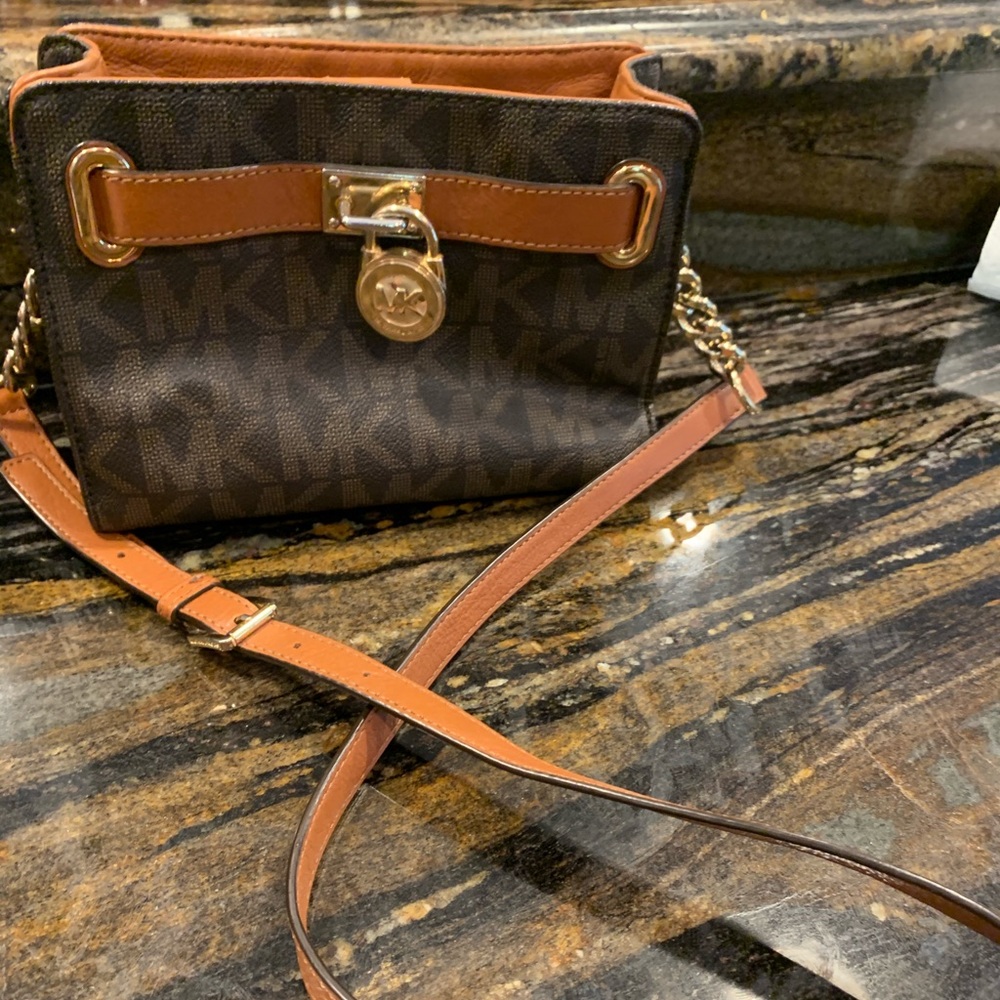 Michael Kors Crossbody